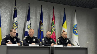 Поліція ліквідувала ОЗУ «Хімпром»: 100 000 доларів на добу, 350 обшуків і замовлення нападів на поліцейських" 1