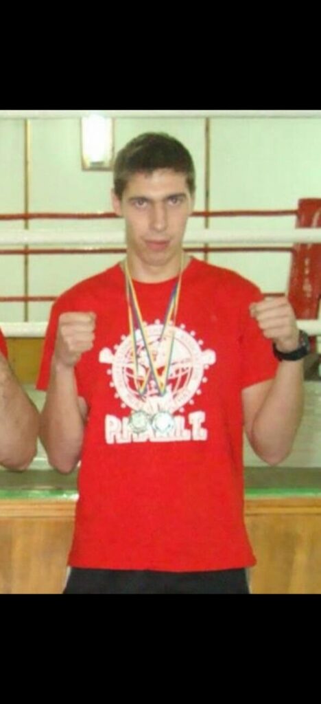 Денис Галушко