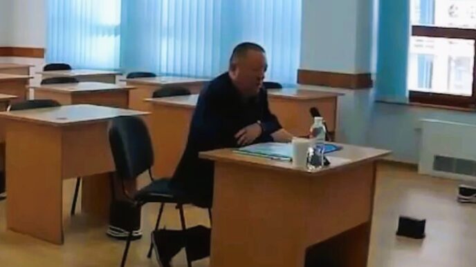 Руслан Іваницький суддя з мукачева