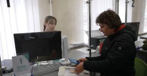 Оцифрування трудових книжок