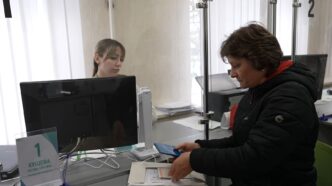 Оцифрування трудових книжок