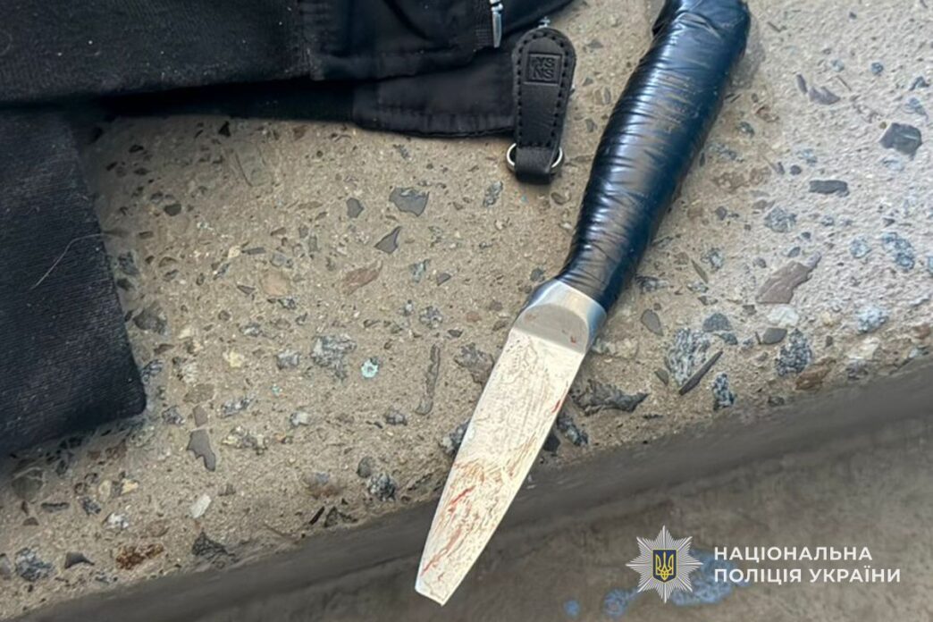 15-річна школярка в Тернополі напала з ножем на однокласницю: уламок залишився в тілі, справа про замах на вбивство 3