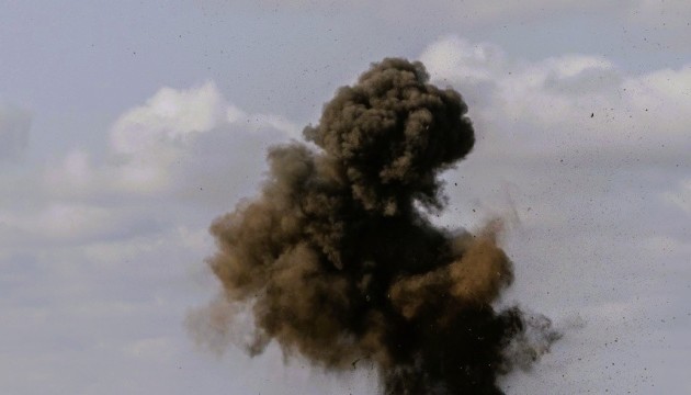 У Тернополі пролунали потужні вибухи: місто під атакою дронів 1 травня 2026 7