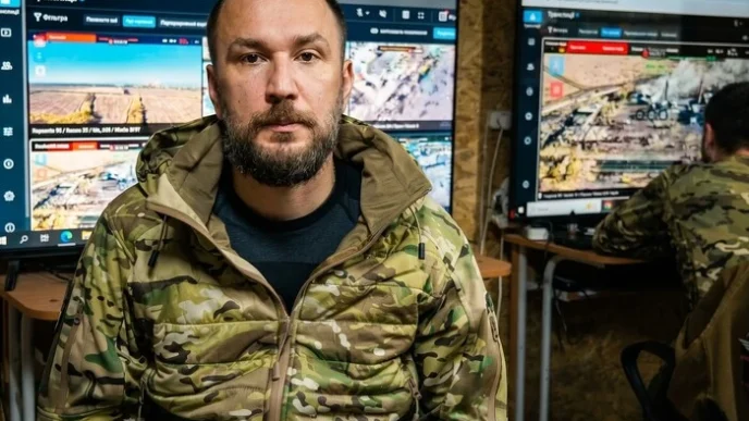 Скеля на 9 смугах: як найбільший штурмовий полк ЗСУ тримає фронт і відповідає на критику 15