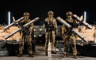 Зростання атак дронів «Молнія»: необхідність у перехоплювальних системах для українських військових 57
