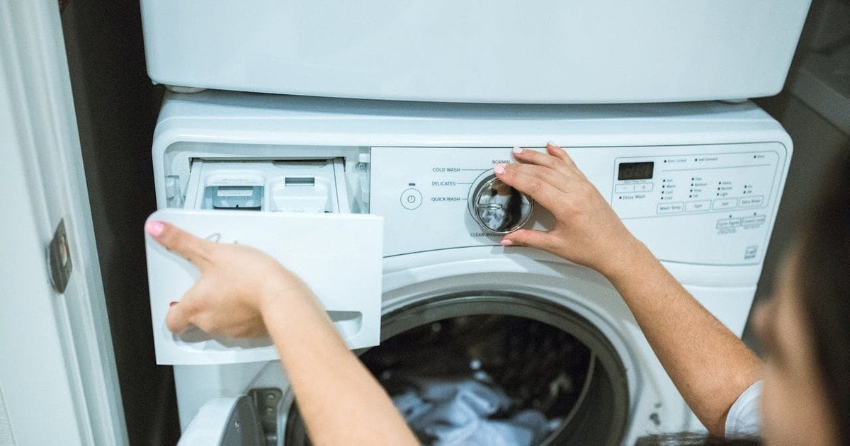 Як ефективно видалити цвіль з пральної машини домашніми засобами 1