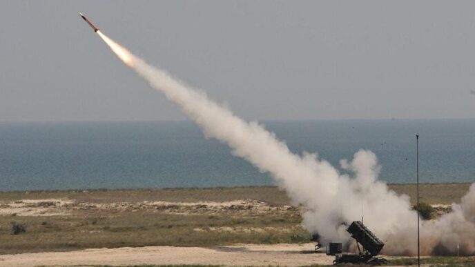 США шукають недорогі ракети‑перехоплювачі для Patriot: нова ініціатива та можливий український варіант 8 США шукають недорогі ракети‑перехоплювачі для Patriot: нова ініціатива та можливий український варіант 7