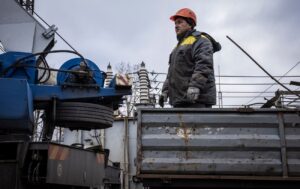 ДТЕК надсилає експертів у Катар, Саудівську Аравію та ОАЕ: підготовка до захисту енергетики від іранських дронів 35