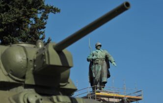 Російські пропагандистські методи радянської епохи у війні проти України 13
