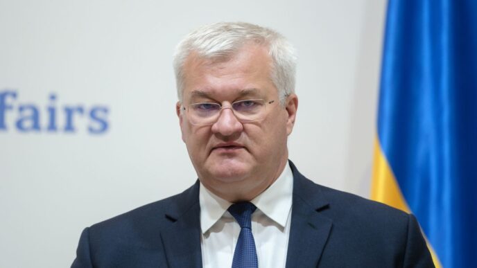 Вартість одного дня війни для України – 450 млн доларів, заявив міністр Сибіга 23