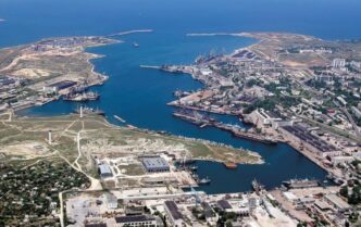 Окупанти скасували військовий парад у Криму 9 травня: причини та реакція України 1