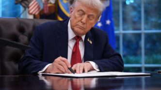 Трамп скасував мита на шотландський віскі після візиту короля Чарльза III 75