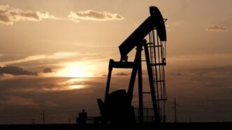 Світові запаси нафти падають до найнижчого рівня з 2018 року – ризик різкого зростання цін 203