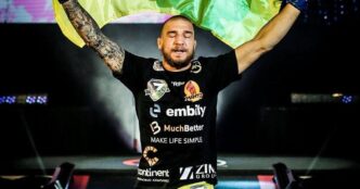 Ярослав Амосов здобув другу перемогу в UFC за допомогою трикутного задушення 9