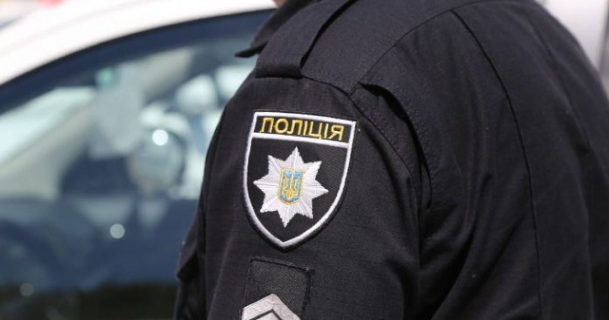 Нічна стрілянина в Шахтарському: викрали 20‑річного, обстріляли магазин автоматами 69