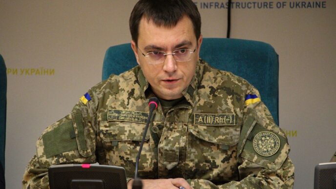 Омелян отримав підозру: до 10 років за ухилення від служби в ЗСУ 3