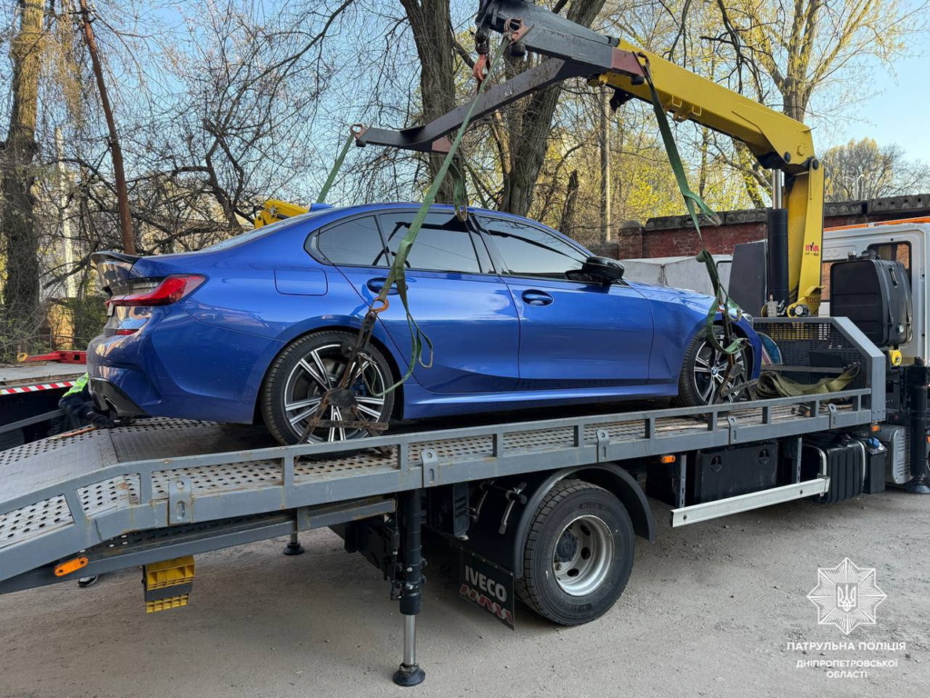16-річний блогер Кучер отримав рішення суду за їзду без прав на BMW 6 16-річний блогер Кучер отримав рішення суду за їзду без прав на BMW 5