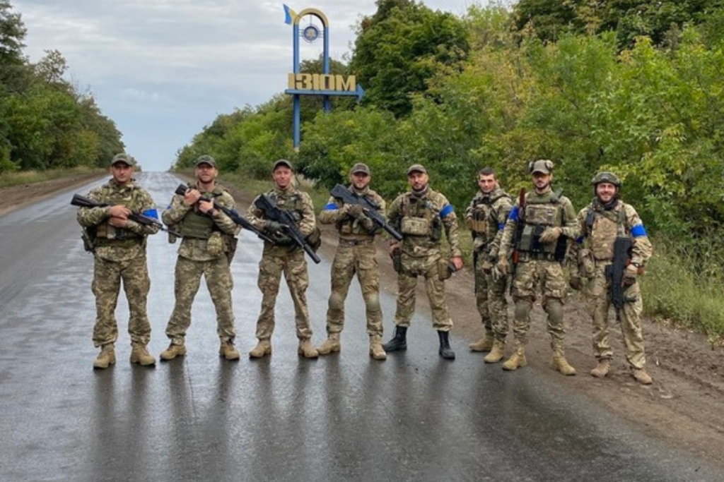 Скеля на 9 смугах: як найбільший штурмовий полк ЗСУ тримає фронт і відповідає на критику 9