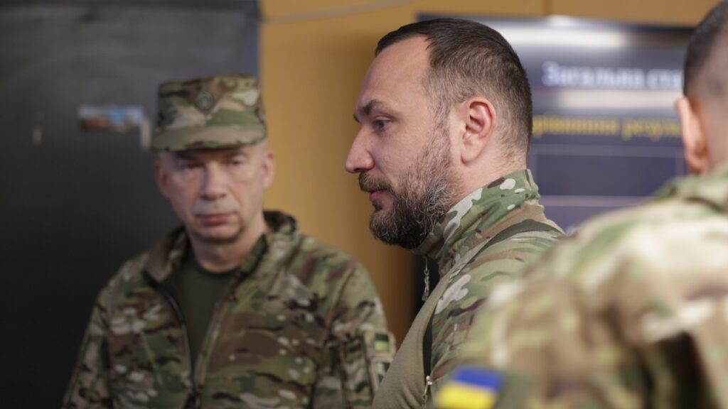 Скеля на 9 смугах: як найбільший штурмовий полк ЗСУ тримає фронт і відповідає на критику 7
