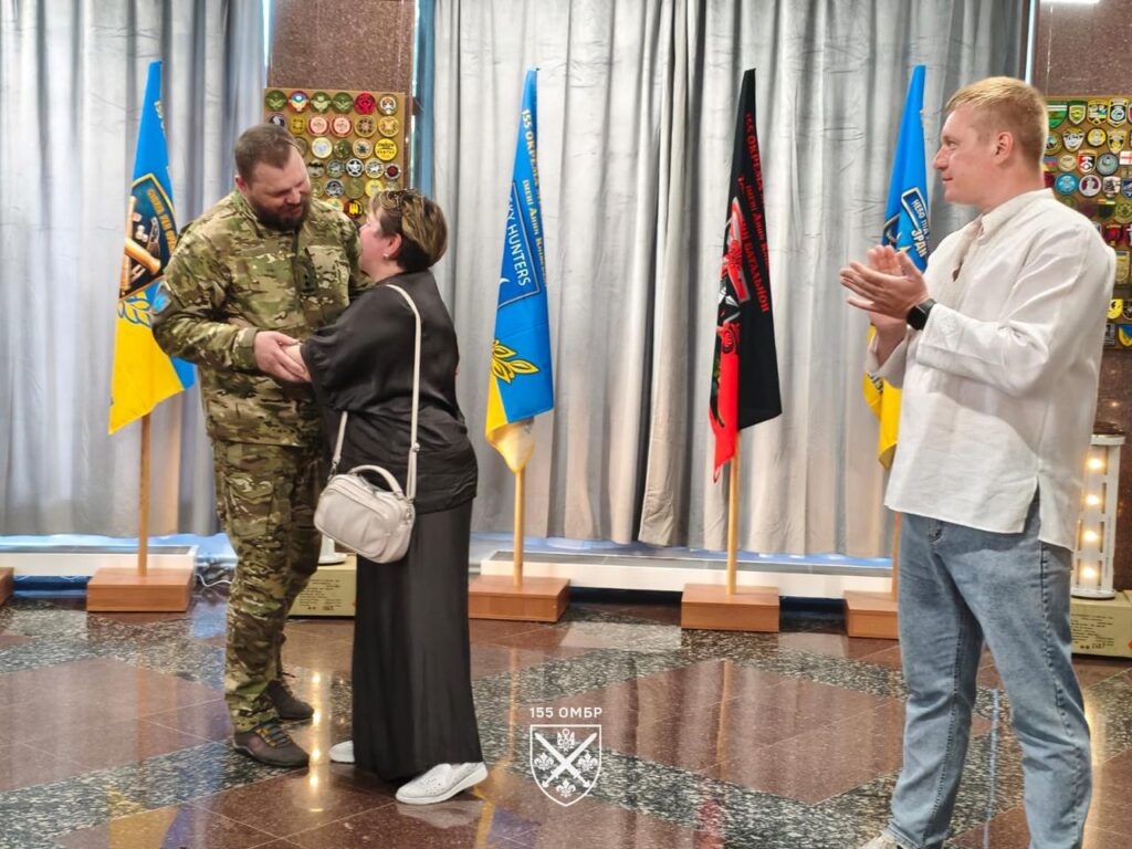Напередодні Дня Героїв у Національному музеї-заповіднику представили виставку 155-ї ОМБр 10 Напередодні Дня Героїв у Національному музеї-заповіднику представили виставку 155-ї ОМБр 9