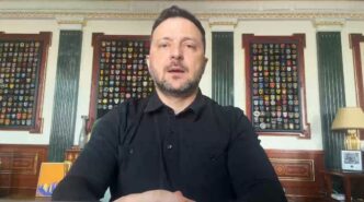 Зеленський пригрозив Лукашенку жорсткою військовою відповіддю: два білоруські вертольоти біля кордону 9