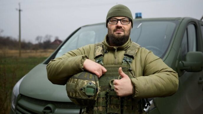 «Ноги більше не виростуть — падаєш, треба вставати»: історія військового медика «Айболіта» 20 «Ноги більше не виростуть — падаєш, треба вставати»: історія військового медика «Айболіта» 19