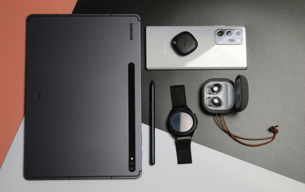 Samsung підтверджує випуск нових Galaxy Z Flip 8, Z Fold 8 Ultra та Watch 9: деталі FCC 5