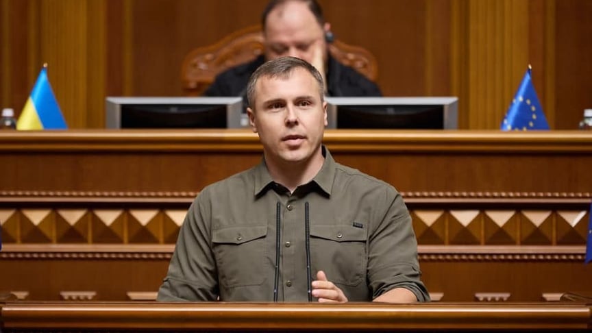 Хто такий Роман Костенко, біографія. Кіборг Донецького аеропорту, полковник СБУ та незламний захисник в парламенті 14 Хто такий Роман Костенко, біографія. Кіборг Донецького аеропорту, полковник СБУ та незламний захисник в парламенті 13