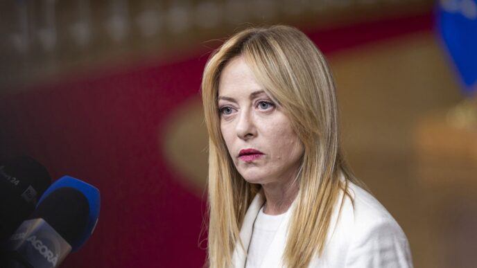Мелоні звинуватила Марка Рютте у помилковій інтерпретації ролі Італії у конфлікті з Іраном 15