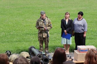 Сила, дух і патріотизм: вишкіл від полку "Скеля" для випускників громади 105