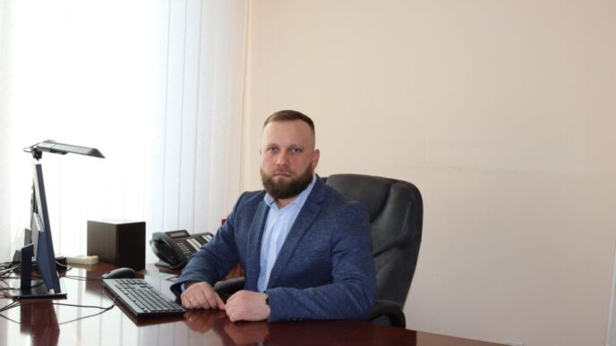Хто такий Роман Лисаковський, біографія. Сумнівний "борець" з корупцією, чия родина живе краще, ніж показують декларації 12 Хто такий Роман Лисаковський, біографія. Сумнівний "борець" з корупцією, чия родина живе краще, ніж показують декларації 11