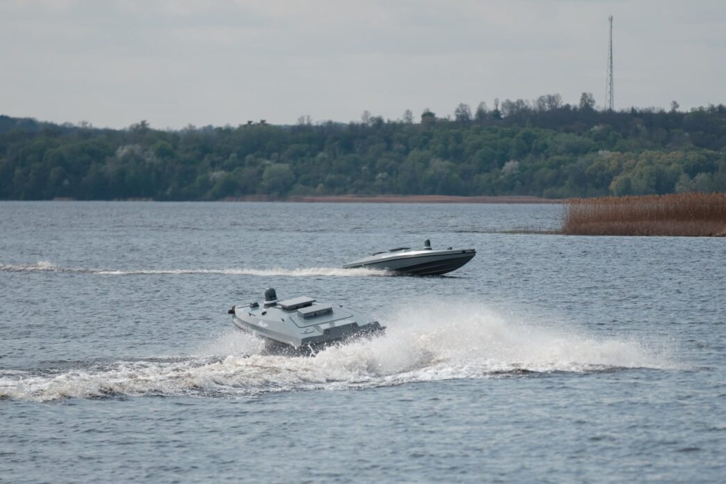 Греція вимагає вибачення від України: морський дрон з 100 кг вибухівки знайдено на Лефкаді 4 Греція вимагає вибачення від України: морський дрон з 100 кг вибухівки знайдено на Лефкаді 3