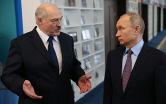 Лукашенко: Путін не планує залучати Білорусь до війни проти України 17