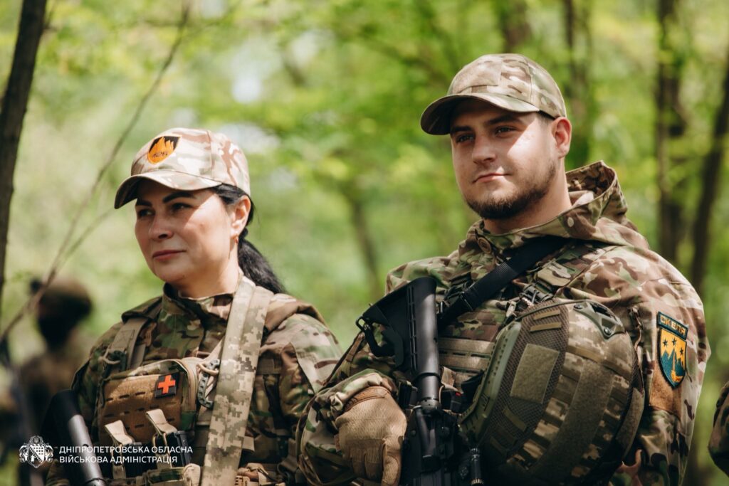 4 Пікапи, 3 Роботи та 50+ Дронів: Як Дніпропетровщина Підтримує Полк «Скеля» 27