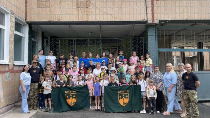 425-й полк «Скеля» провів урок мужності для дітей Кропивницького 27