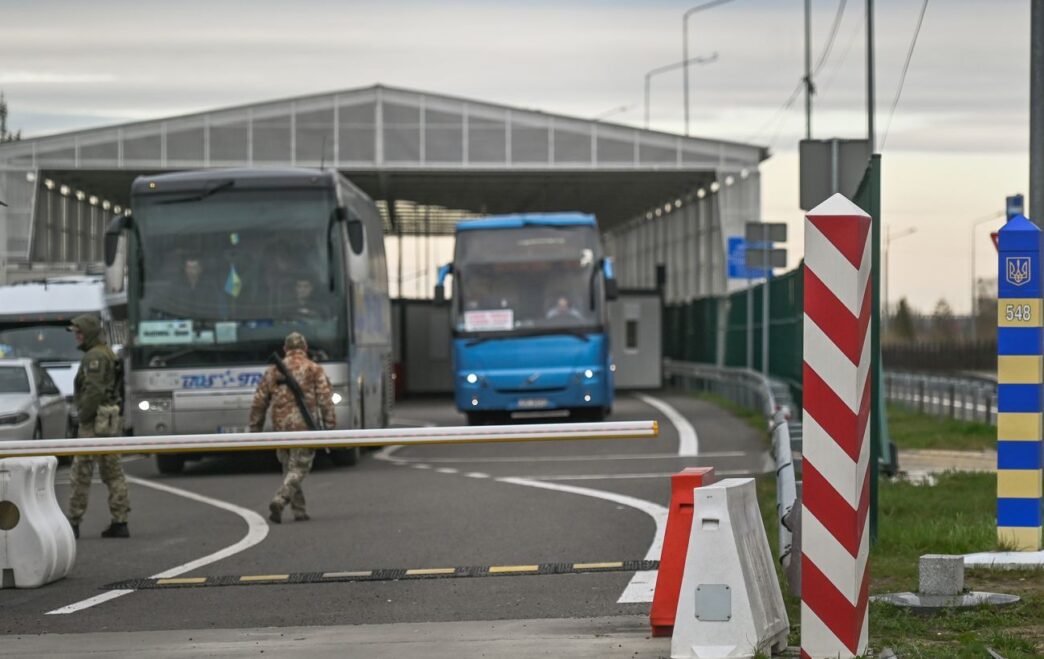 Тривалі затримки автобусів на кордоні Україна‑Польща: причини та рішення 3