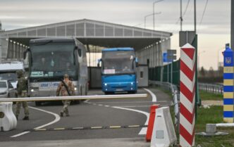 Тривалі затримки автобусів на кордоні Україна‑Польща: причини та рішення 17