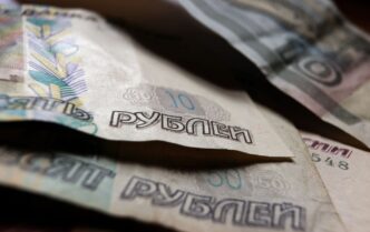 Російські домогосподарства накопичили рекордний борг у 45 трильйонів рублів 1