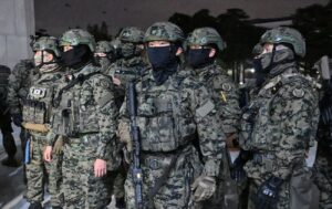 Південна Корея планує підготувати 500 000 операторів дронів і закупити 110 000 безпілотників до 2029 року 39