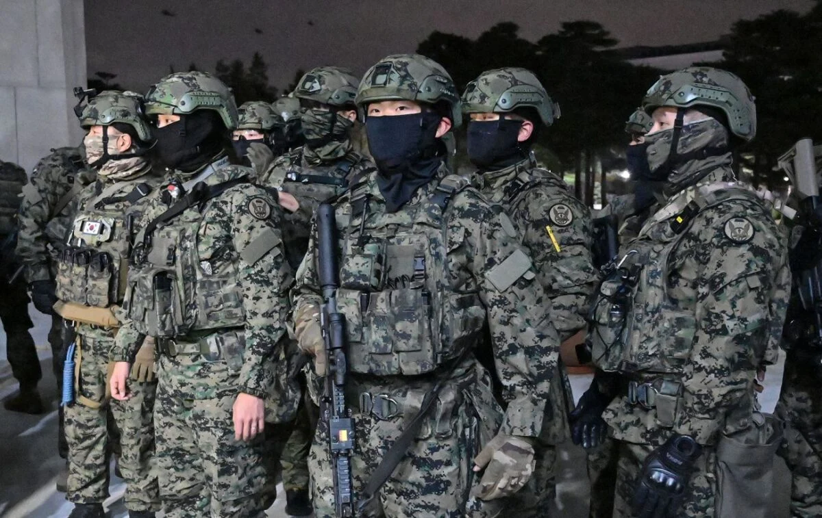 Південна Корея планує підготувати 500 000 операторів дронів і закупити 110 000 безпілотників до 2029 року 399