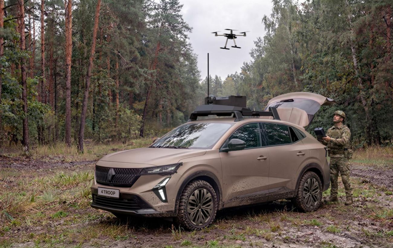 Renault представила кросовер 4 Troop для управління дронами 117