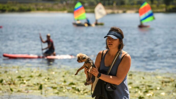 Прогноз погоди в Україні на 21 червня 2026 : температура до +33 °C, без опадів 28 Прогноз погоди в Україні на 21 червня 2026 : температура до +33 °C, без опадів 27