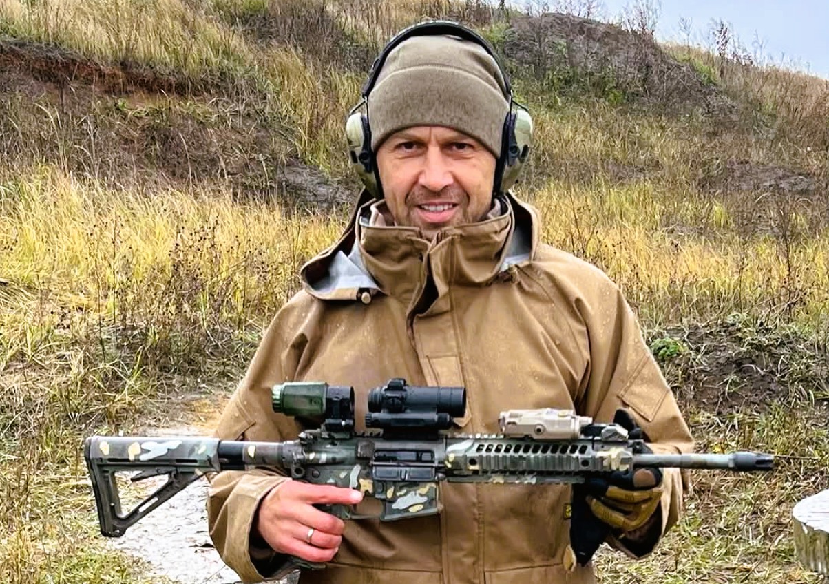 Скандал в полку "Скеля": офіцер ЗСУ Оністрат піддав сумніву розслідування преси 41