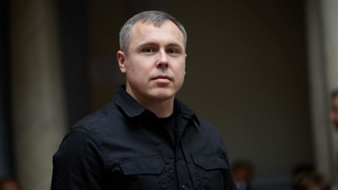 Хто такий Роман Костенко, біографія. Кіборг Донецького аеропорту, полковник СБУ та незламний захисник в парламенті 3