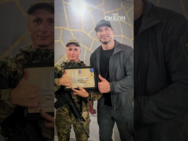 Боєць полку «Скеля» з позивним «Долар» розповів про свої нагороди за захист Батьківщини 77