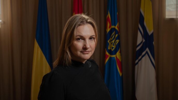 Омбудсменка Решетилова відзначила позитивні зміни у полку «Скеля» 15