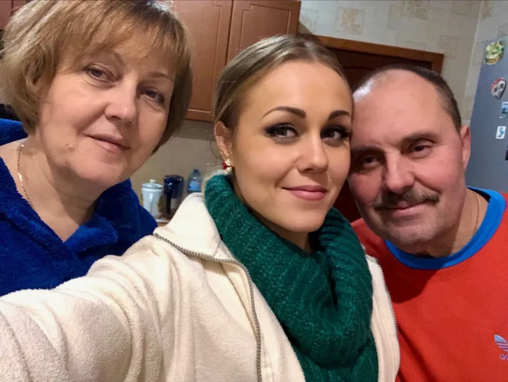 Хто така Олена Тополя (колишня Alyosha), біографія співачки, яка підкорила Євробачення і змінила ім’я 6 Хто така Олена Тополя (колишня Alyosha), біографія співачки, яка підкорила Євробачення і змінила ім’я 5