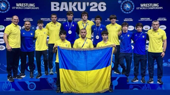 Україна здобула три медалі та потрапила у топ‑5 на Чемпіонаті світу з греко‑римської боротьби (U‑17) у Баку 12 Україна здобула три медалі та потрапила у топ‑5 на Чемпіонаті світу з греко‑римської боротьби (U‑17) у Баку 11