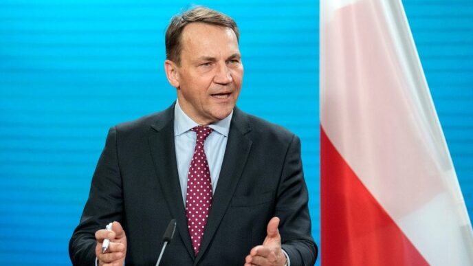 Прогноз Сікорського: зима 2026‑2027 може стати останньою можливістю Путіна подолати український опір 24 Прогноз Сікорського: зима 2026‑2027 може стати останньою можливістю Путіна подолати український опір 23
