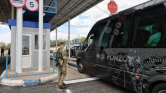 Держприкордонслужба повідомила про тимчасове зупинення руху на КПП Могилів‑Подільський – Отач 181